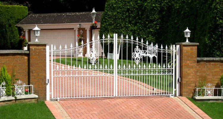 Sliding Driveway Gate Installation Van Nuys